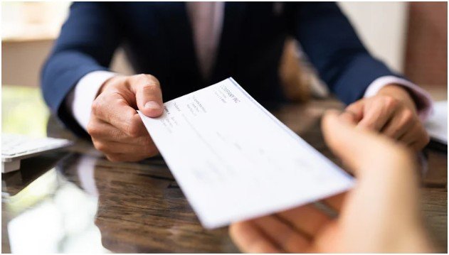 Paycheck Budgeting Tips for Monthly Earners