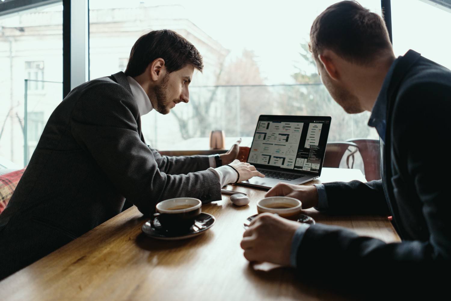 monday CRM: Best Visual CRM for Daily Team Tracking
