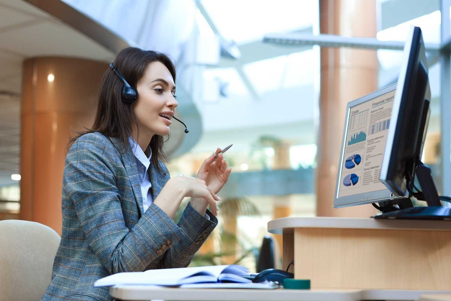 How Do Empathy and Tone Control Build Customer Trust?
